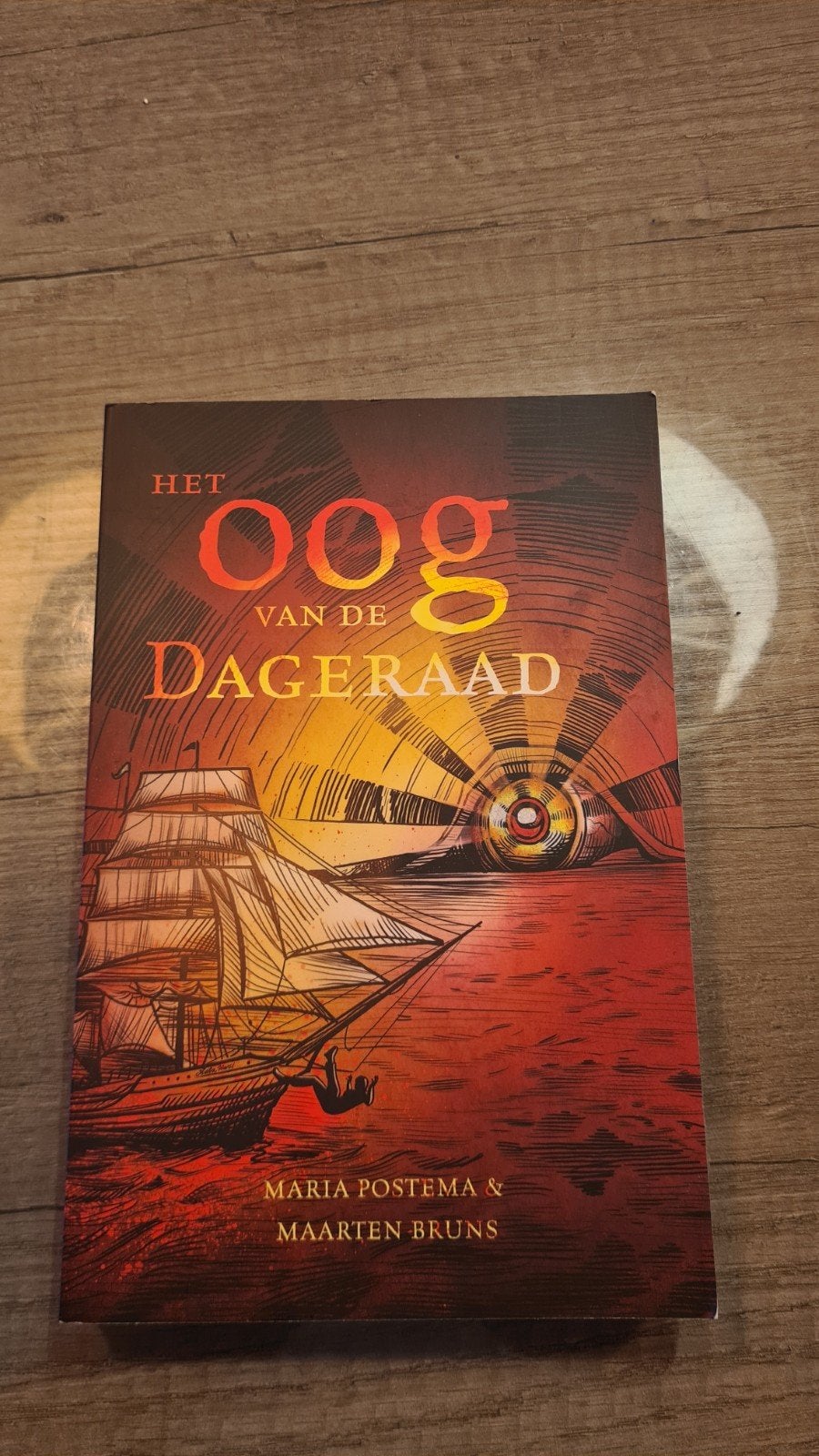 Maria Postema - Het Oog van de Dageraad, Ophalen, Zo goed als nieuw, Maria Postema; Maarten Bruns