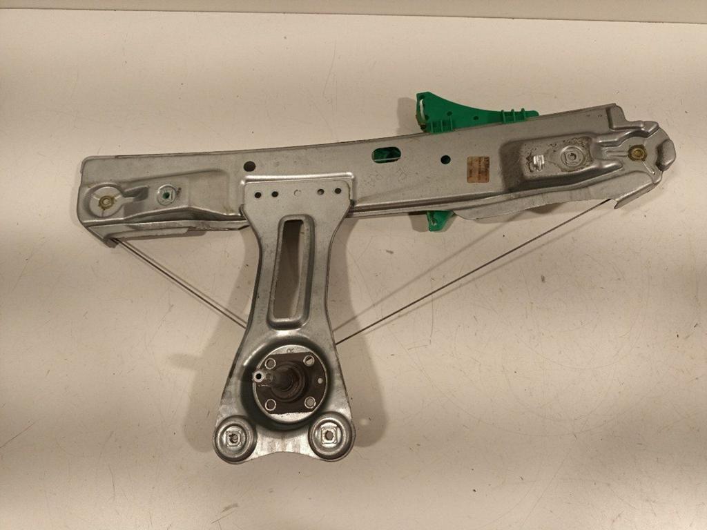 Raammechaniek rechts achter Opel Astra, Onderdelen@venauto.nl, Van der Ven Autorecycling B.V., Gebruikt, Ettenseweg 76, 4706 PB Roosendaal, The Netherlands