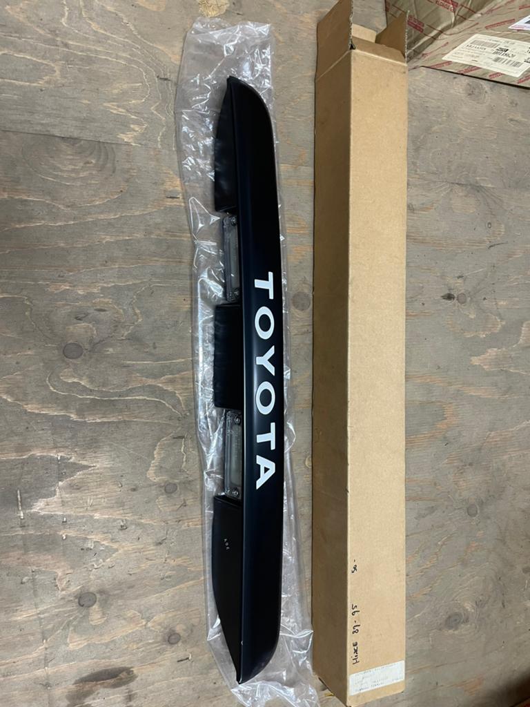 Toyota hiace lh113 achterklep handgreep 81270-95j09, Ophalen of Verzenden