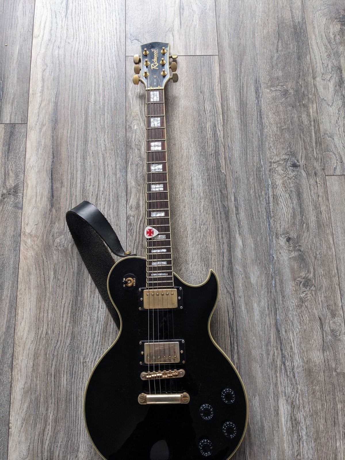 Richwood re-129, Ophalen, Zo goed als nieuw, Solid body, Overige merken