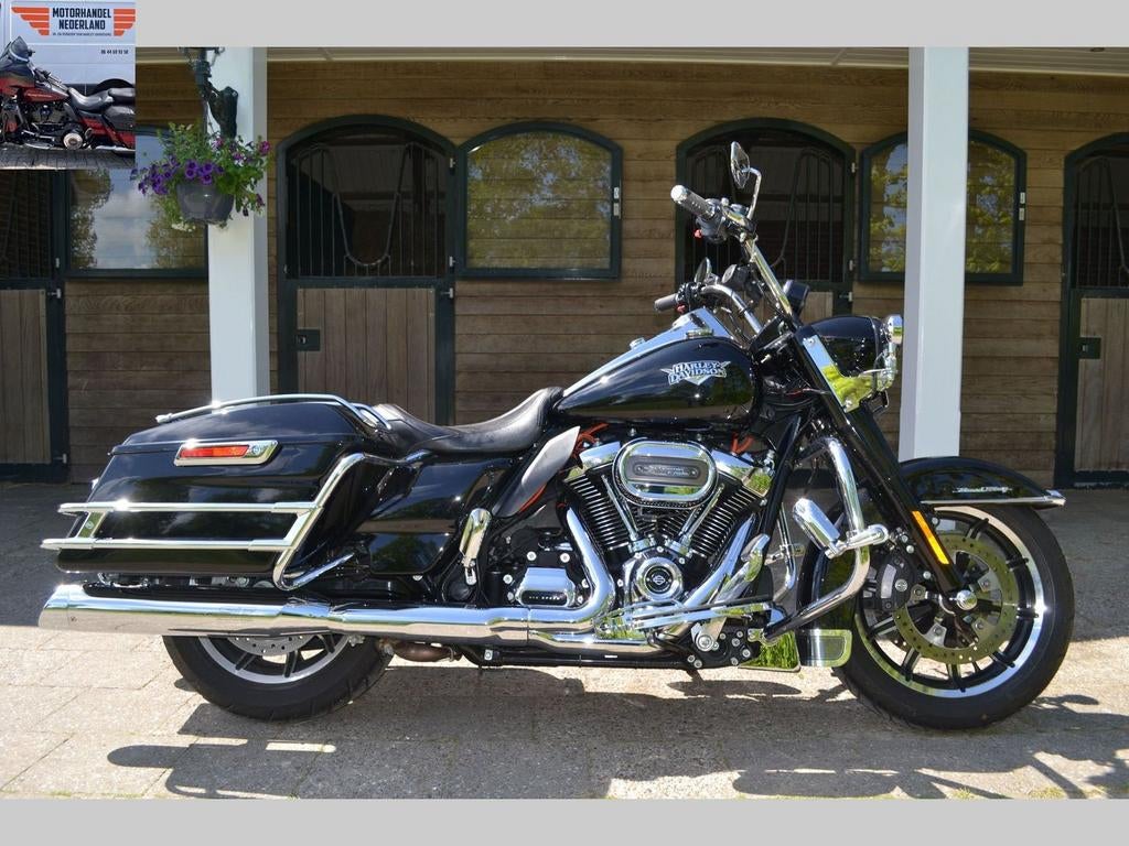 HARLEY-DAVIDSON POLICE ROAD KING (bj 2018) 9,793 km, 2 cilinders, Motorrijbewijs A, Bedrijf, Onbekend