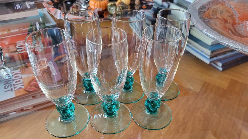 Art Deco Champagneglazen 6 stuks Luminarc groene voet, Ophalen of Verzenden