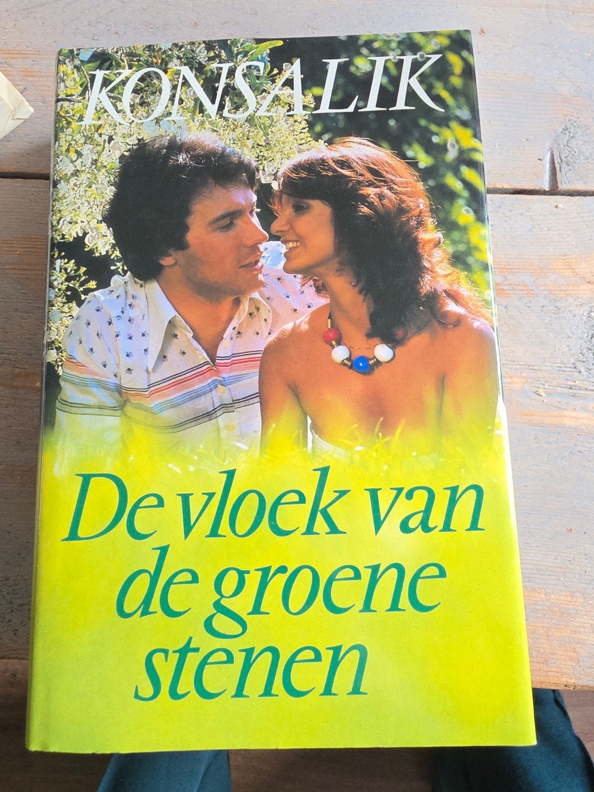 De vloek van de groene stenen, Ophalen of Verzenden, Zo goed als nieuw