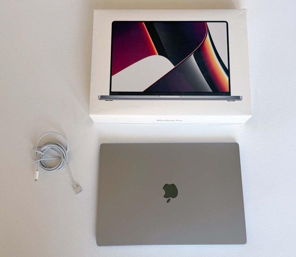 MacBook Pro 16” M1 Max-chip 64GB geheugen 2TB SSD, 1 TB of meer, 64 GB of meer, Gebruikt, Qwerty