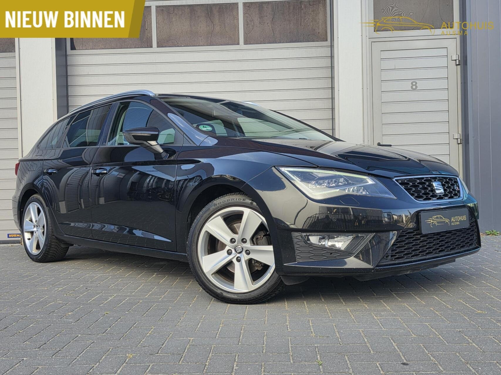 Seat Leon ST 1.4 TSI ACT FR Automaat/Led/Trekhaak/Navi/Sport, Auto's, Seat, Zwart, 4 cilinders, Leon, Leder