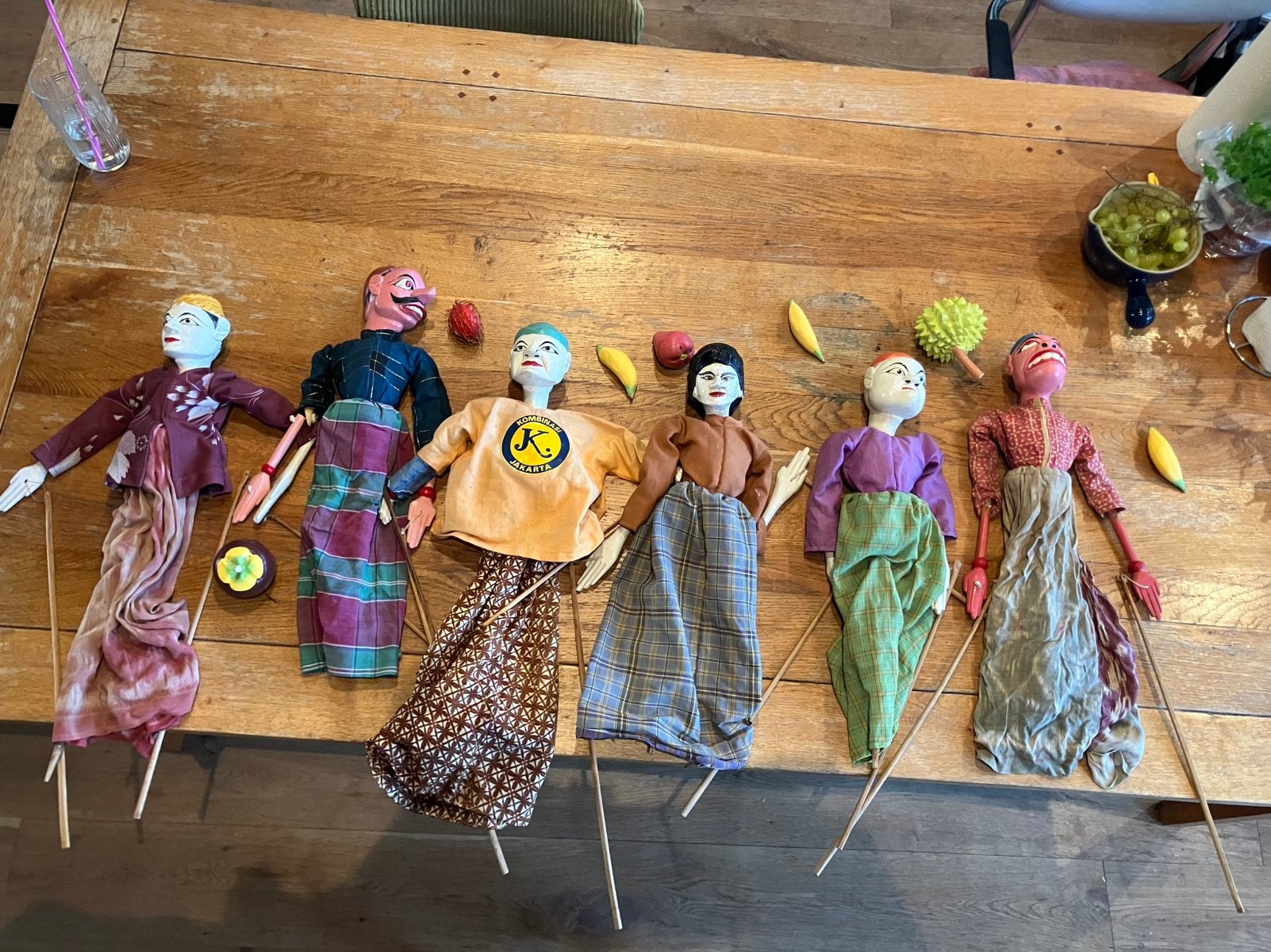Zes wajang golek poppen uit Indonesië, Indonesië, Ophalen of Verzenden, Handgemaakt, Hout