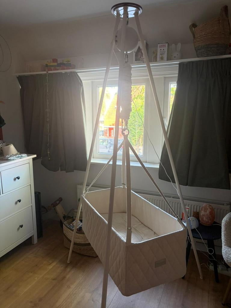 Moonboon te huur (for rent), Ophalen of Verzenden, Zo goed als nieuw, Wieg
