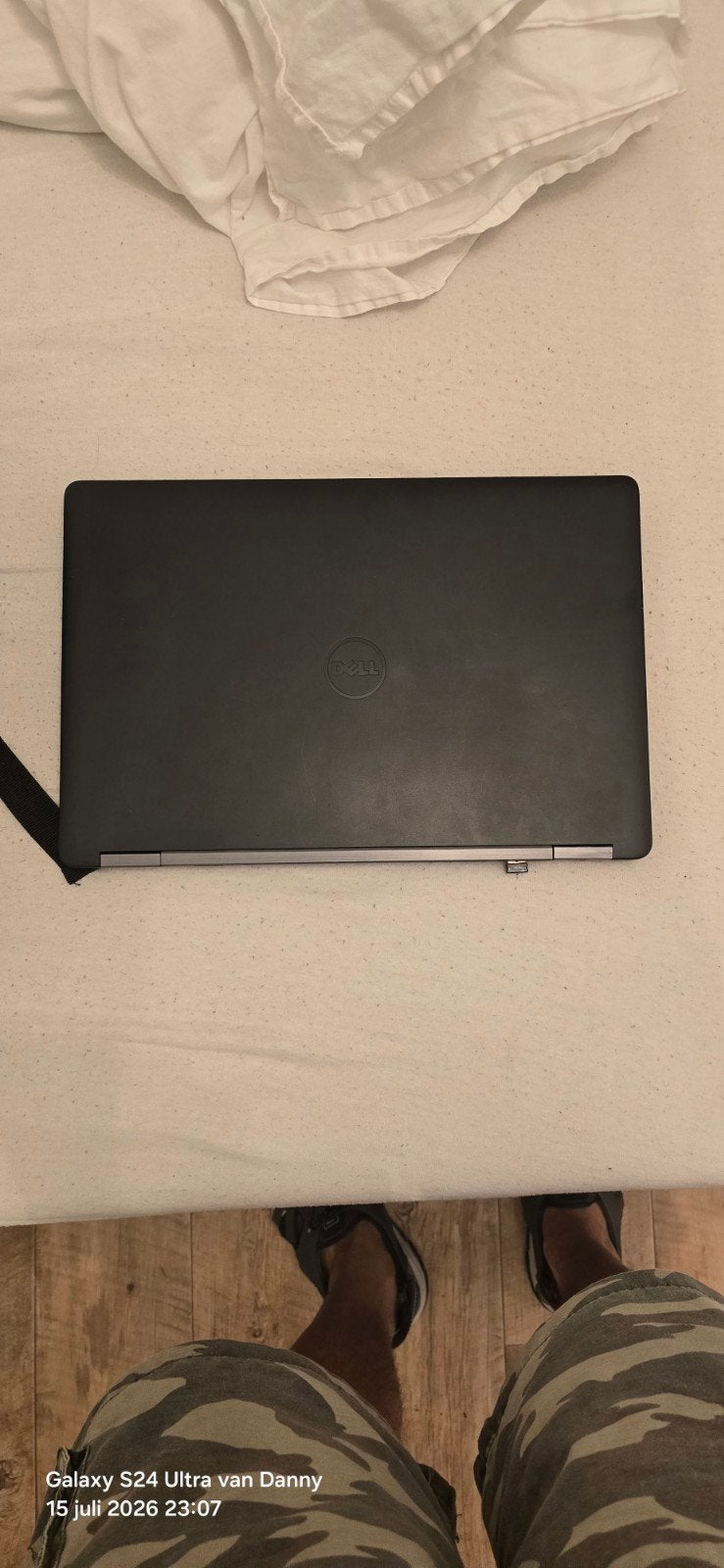 Laptop dell weinig gebruikt, Computers en Software, Windows Laptops, Ophalen, Nieuw, 17 inch of meer, 2 tot 3 Ghz