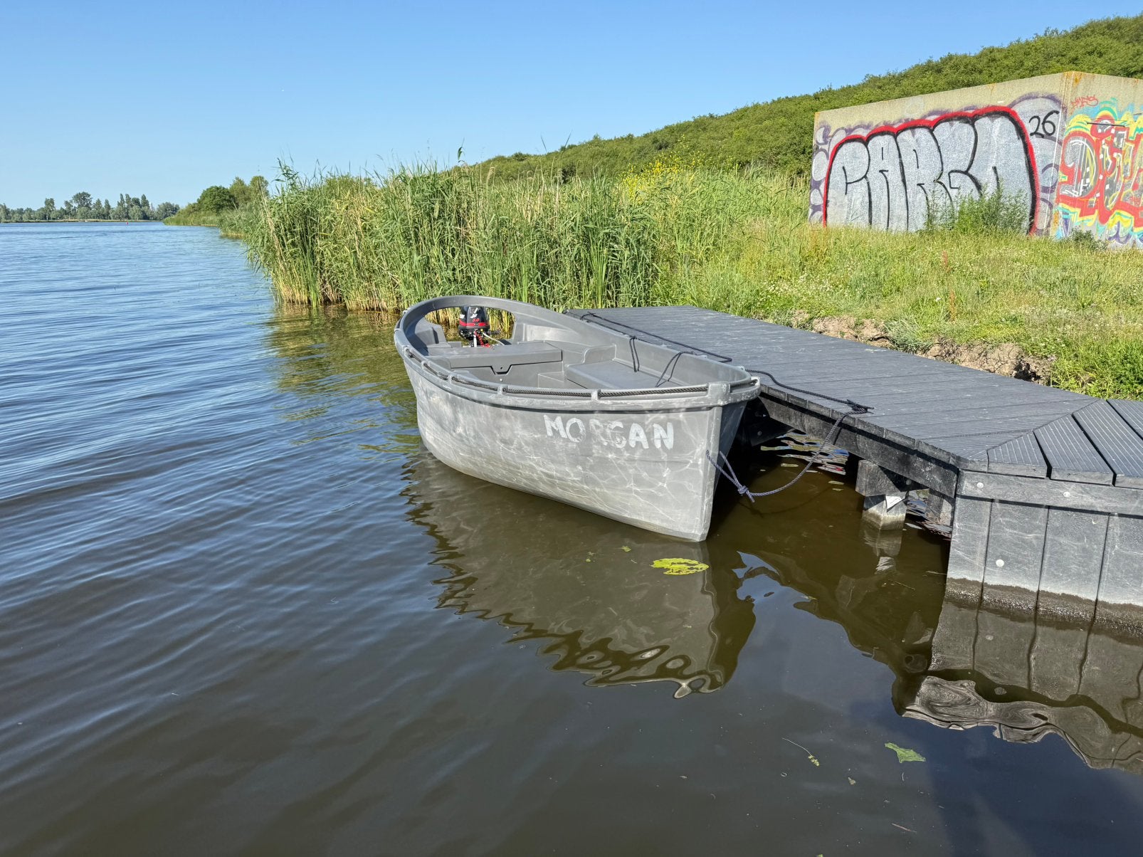 Robuuste Whaly visboot/sloep zonder motor, Ophalen, Gebruikt, Polyester