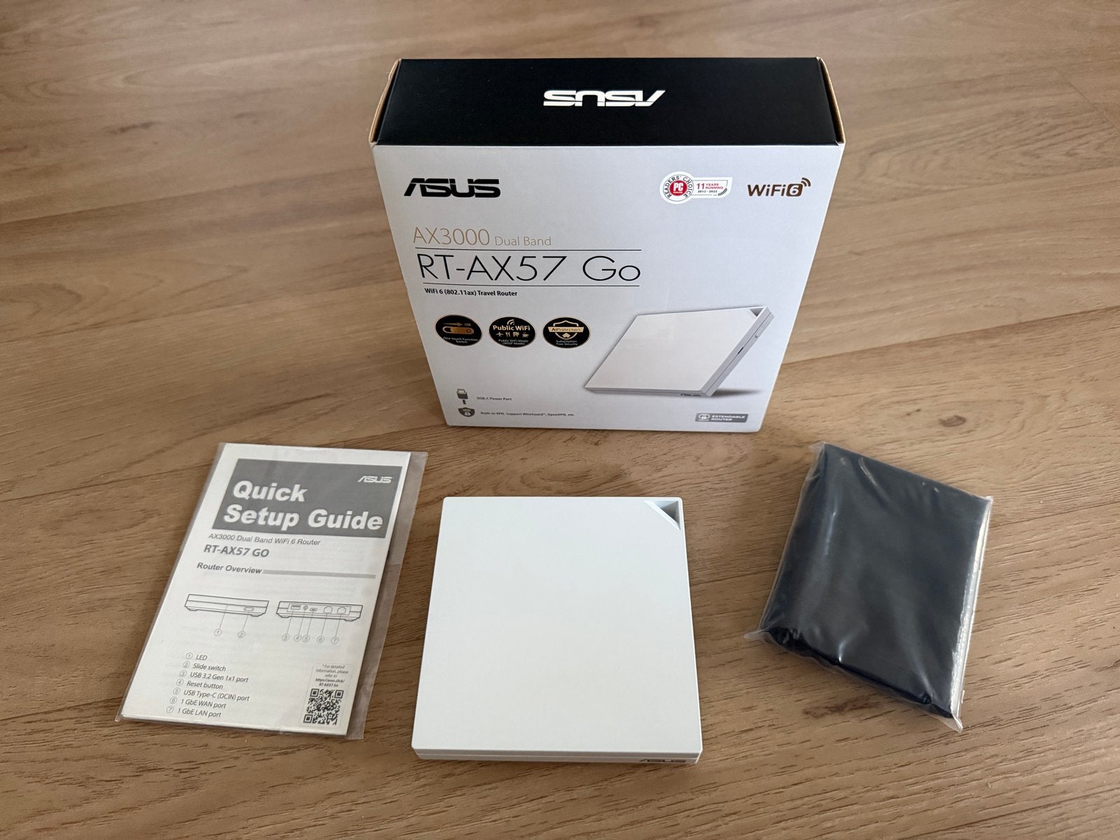 ASUS RT-AX57 Go AX3000 Dual Band WiFi 6 Travel Router, Ophalen of Verzenden, Zo goed als nieuw, Router