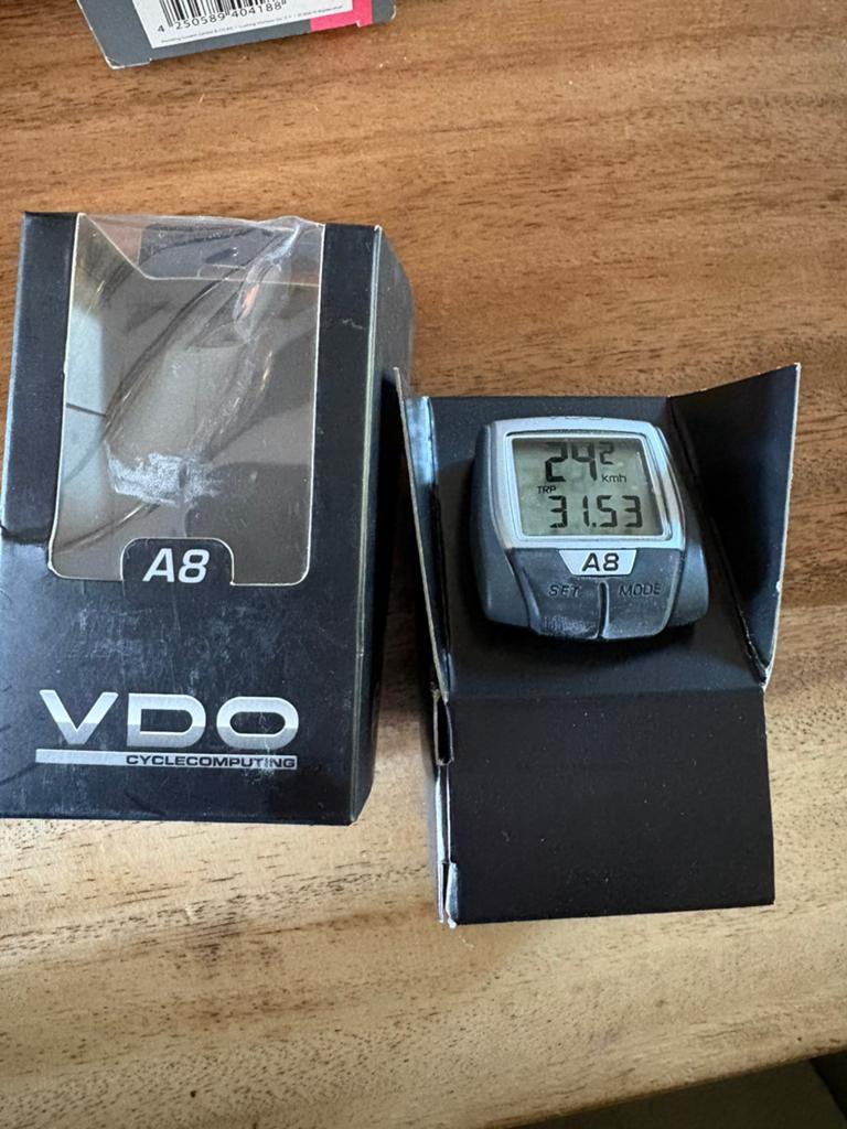 Fietscomputer VDO 8 nieuw in de doos, Ophalen of Verzenden, Zo goed als nieuw