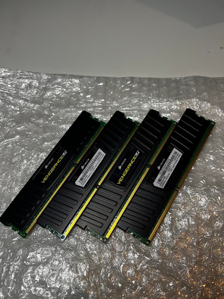 Corsair Vengeance LP DDR3 4x4GB, 16GB totaal, DDR3, Ophalen of Verzenden, Zo goed als nieuw, Desktop