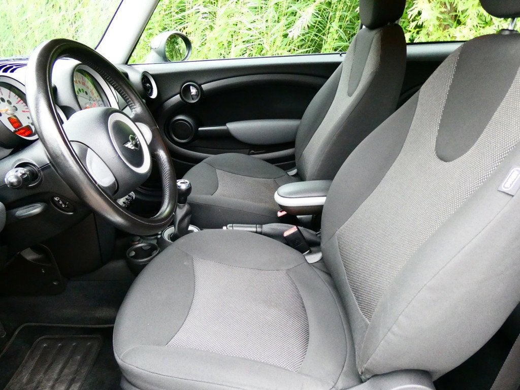 Mini 3-Deurs 1.6 One Airco 125.000km. 2e eig. Historie volle, Auto's, Mini, Voorwielaandrijving, Euro 5, Stof, 4 cilinders