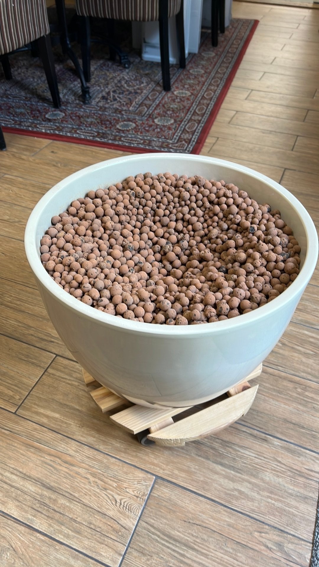 Bloempot, Rond, Zo goed als nieuw, Minder dan 40 cm, Aardewerk