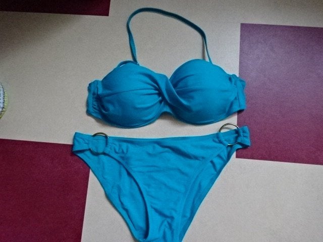 Supermooie bikini met mooie details / maat L, Kleding | Dames, Ophalen of Verzenden, Zo goed als nieuw, Blauw, Bikini