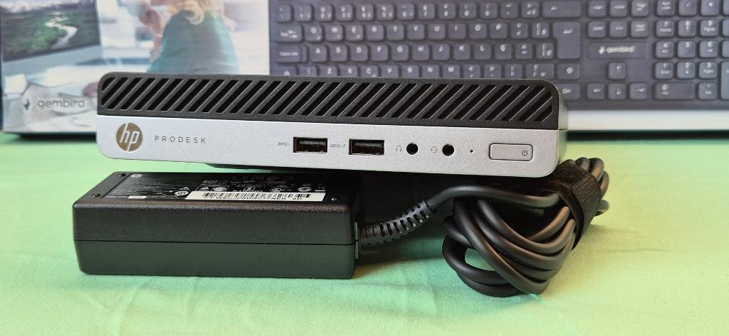>>> Mini NUC/Media/Player /PC W11 SSD Usb 3.0 Wi-Fi <<<, Computers en Software, Desktop Pc's, Ophalen of Verzenden, Gebruikt, Met monitor