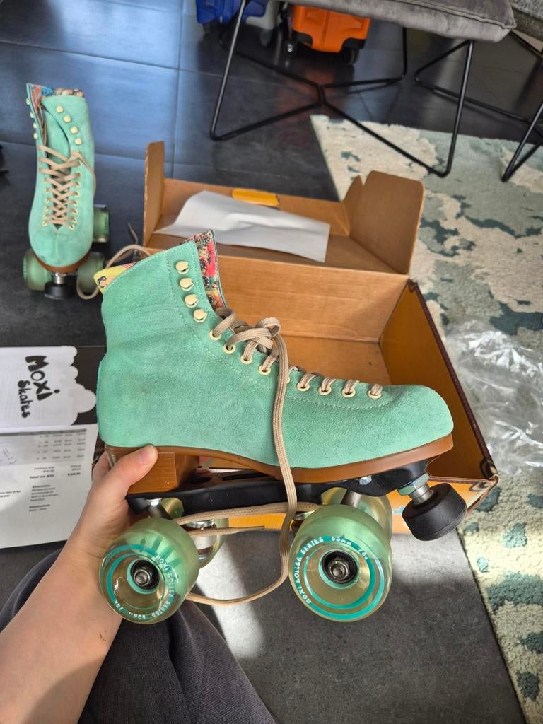Moxi Skates, Mint, Maat 37, Ophalen of Verzenden, Zo goed als nieuw