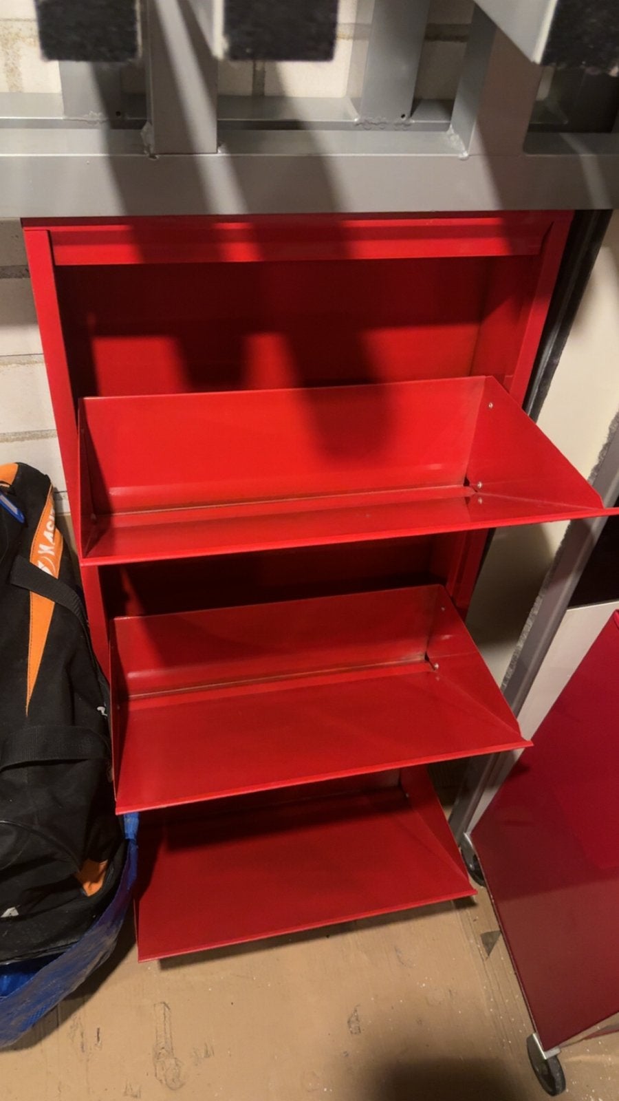 Rood metalen schoenenrek met 3 vakken gratis, Ophalen of Verzenden, Gebruikt