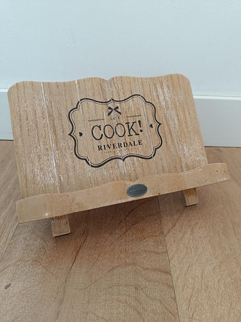 Riverdale Kookboekstandaard, Overige typen, Hout, Ophalen of Verzenden, Zo goed als nieuw