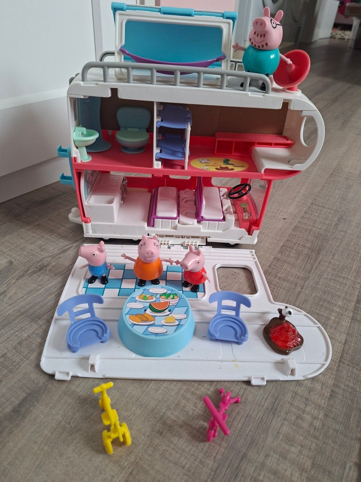 Peppa Pig Camper, Ophalen, Zo goed als nieuw