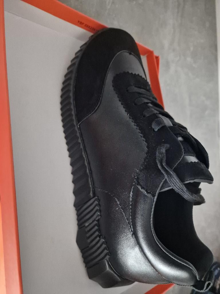 Hermes sneakers, Zwart, Nieuw, Ophalen of Verzenden, Hermes