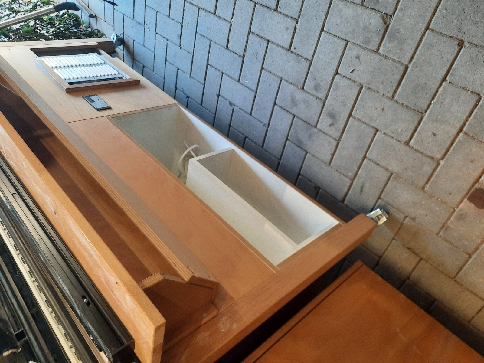 koeltoonbank, Ophalen, Zo goed als nieuw, Hout