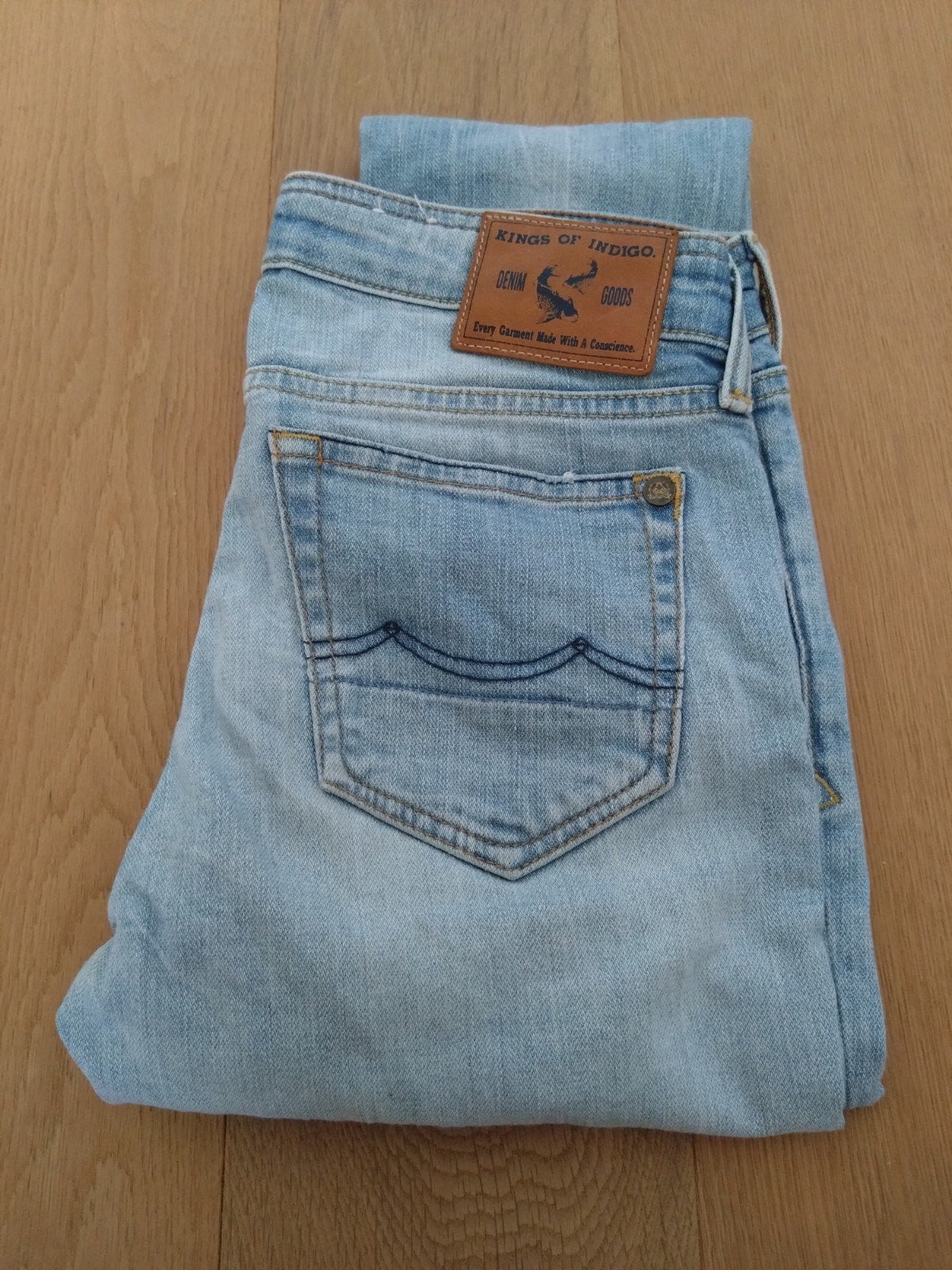 Kings of Indigo Rica Tilted Slim Jeans W26 L32, Blauw, Ophalen of Verzenden, Zo goed als nieuw, Kings of Indigo