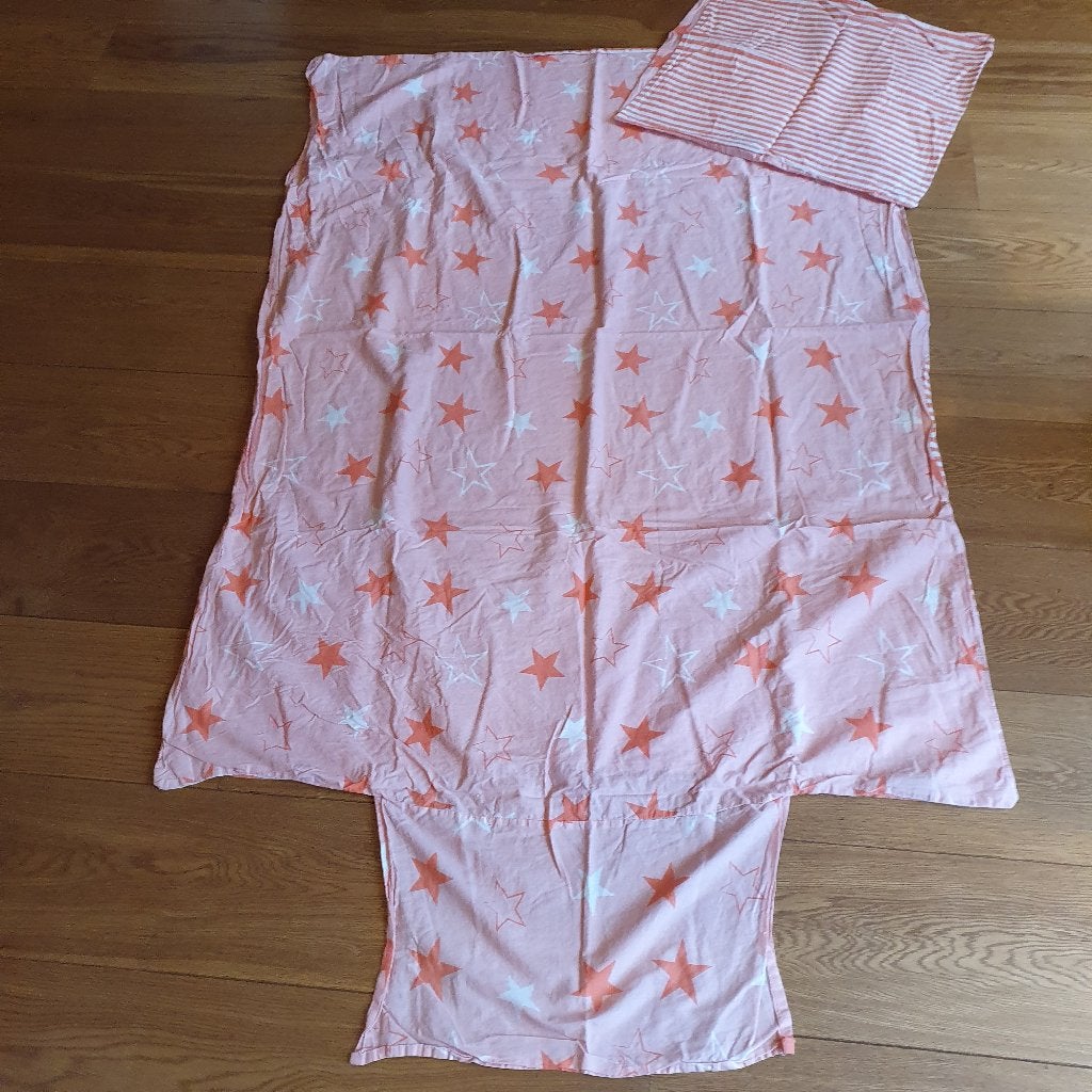 Peuter dekbedovertrek oranje  en roze sterren (120*150), Gebruikt, Overige kleuren, Meisje, Dekbedovertrek