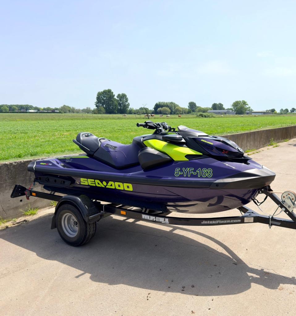 Seadoo 300 RXP RS | zwarte jetloader | 60 uur| dealer ond, Watersport en Boten, Ophalen, Zo goed als nieuw, Benzine, 200 pk of meer