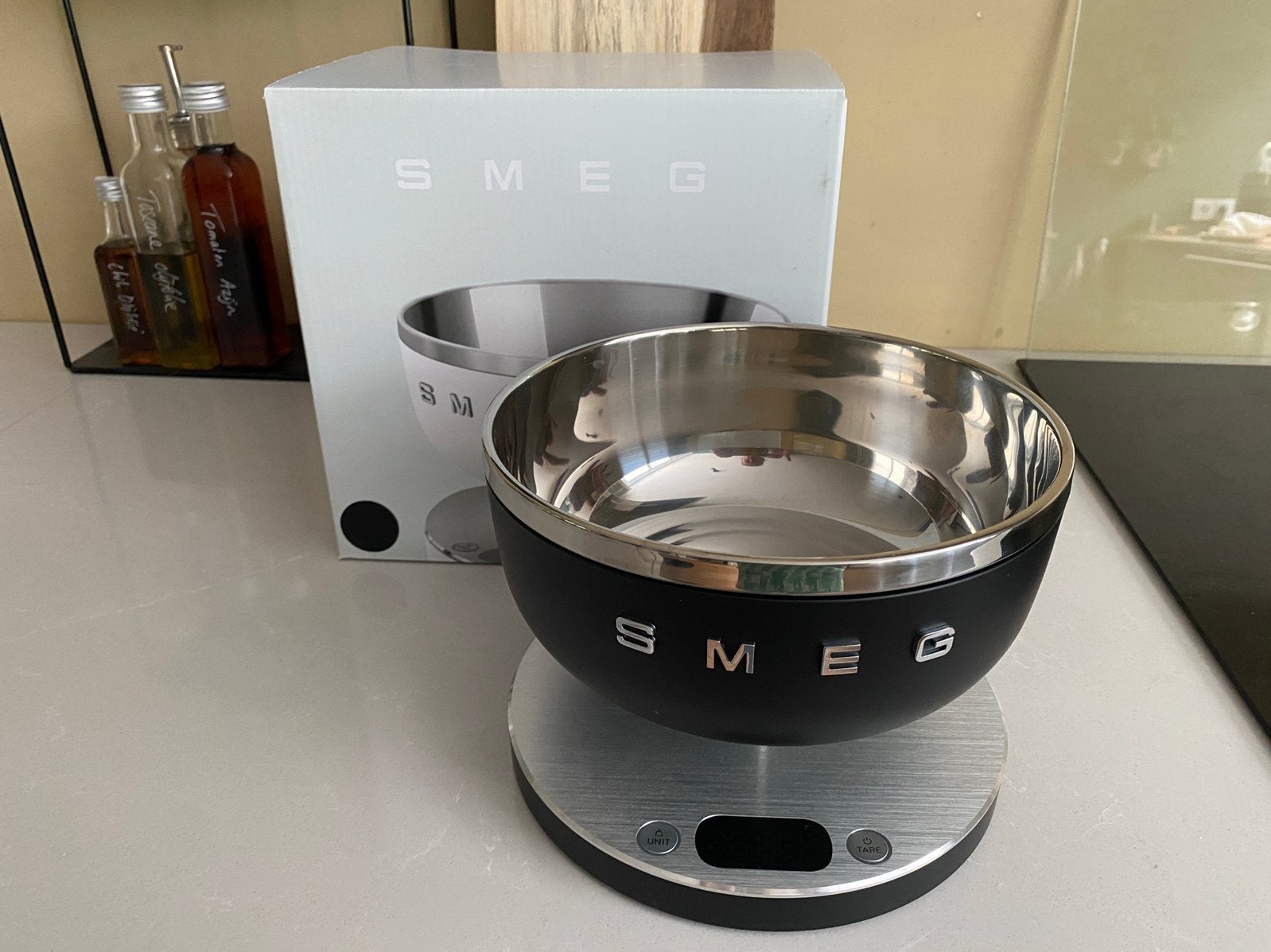 Smeg digitale keukenweegschaal met uitneembare schaal, Witgoed en Apparatuur, Weegschalen, Minder dan 10 kg, Keukenweegschaal