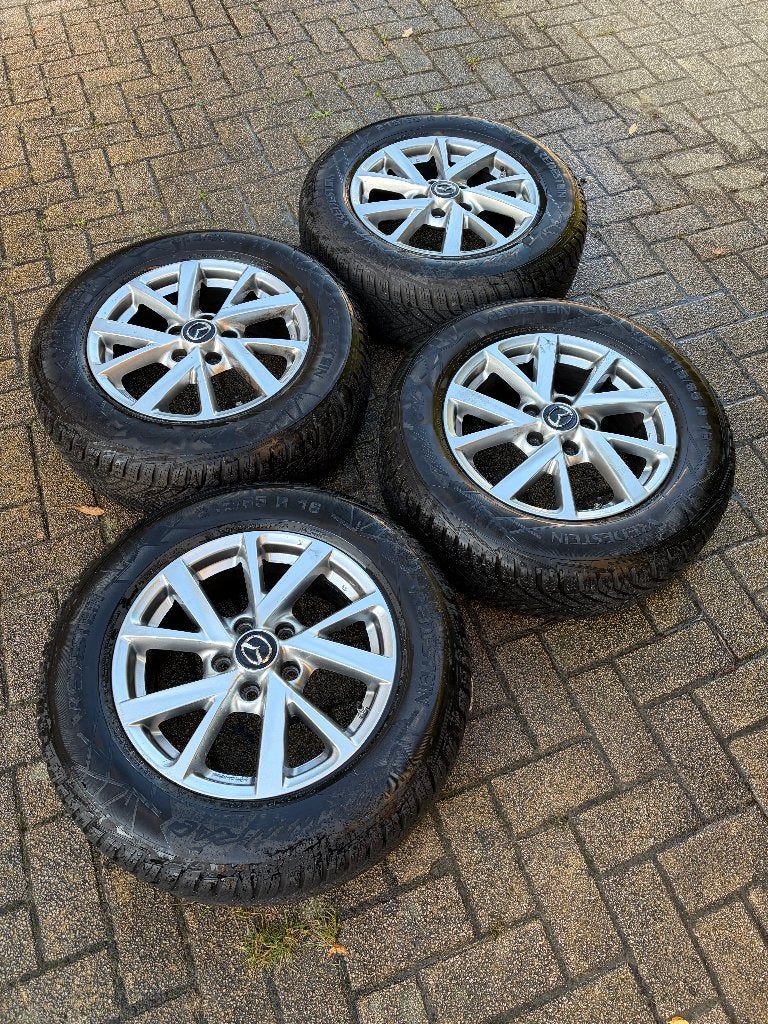 Set Org. Mazda velgen Vredestein Wintrac 7.5 mm, Gebruikt, 16 inch, Banden en Velgen, Personenwagen