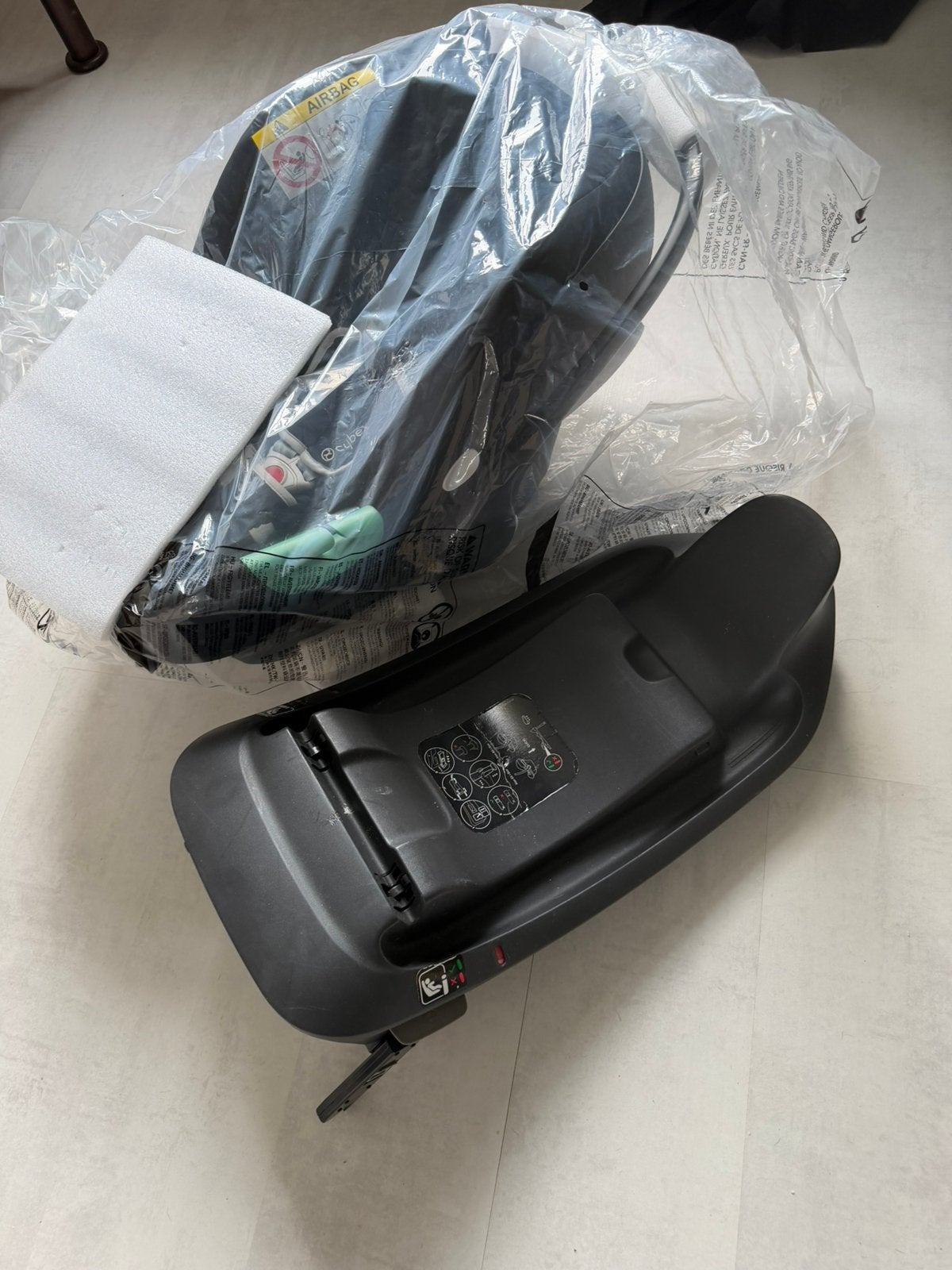 2 Cybex kinderstoelen en 2 bases nette staat, Ophalen, Zo goed als nieuw, Overige merken