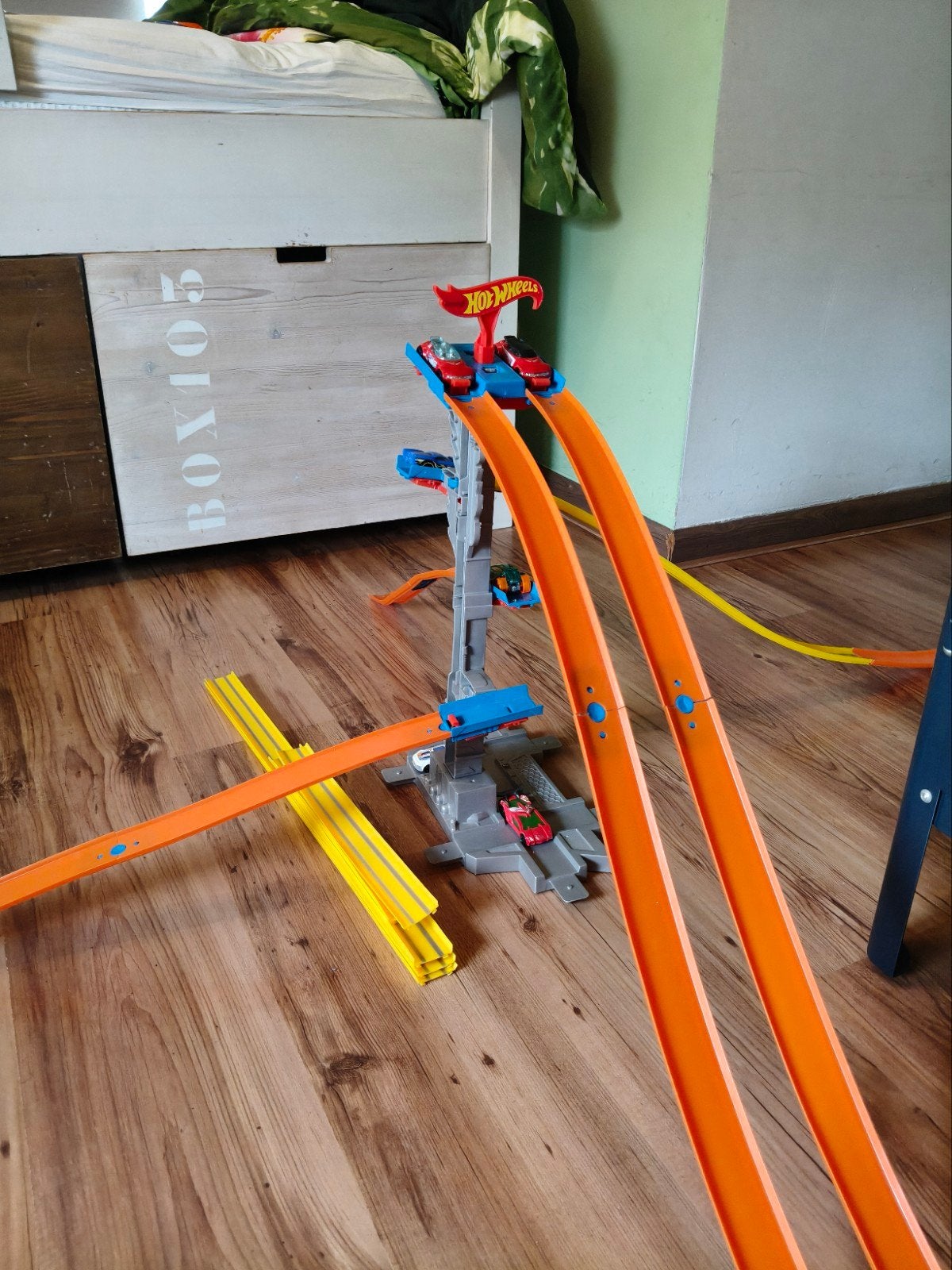 HOT WHEELS TRACK BUILDER 5- BAANSTOREN, Ophalen of Verzenden, Zo goed als nieuw