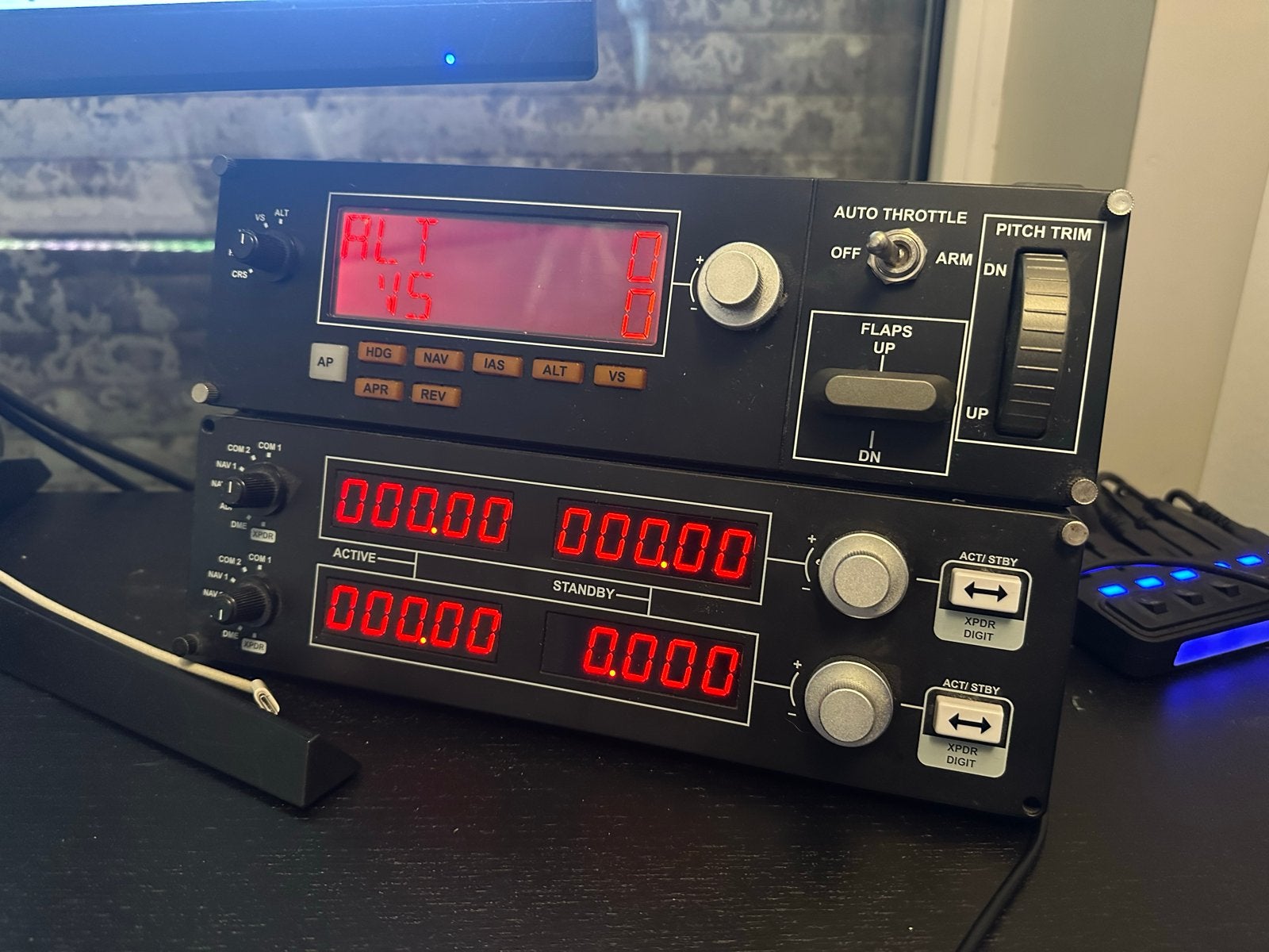 Logitech G Saitek Pro Flight Radio Panel & Multi Panel, Ophalen of Verzenden, Overige merken, Gebruikt