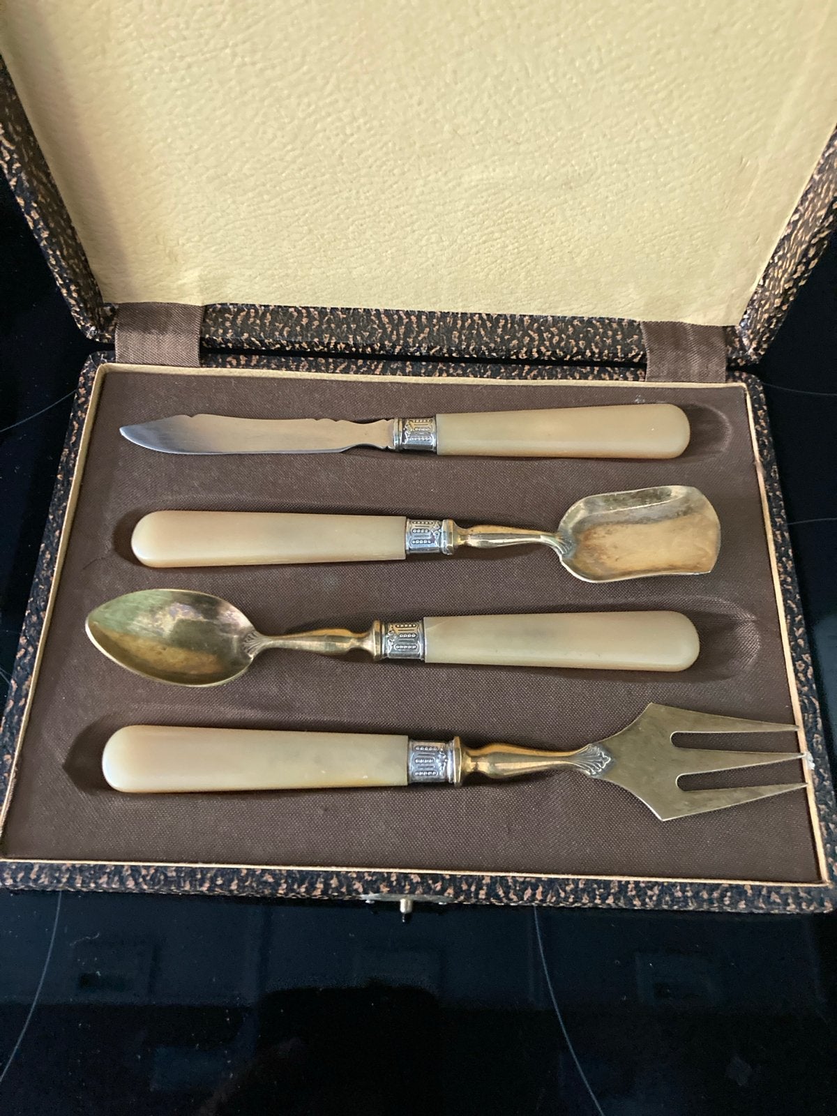 Antieke Bestekset in Etui - Engeland (ca. 1890-1920), Antiek en Kunst, Ophalen of Verzenden