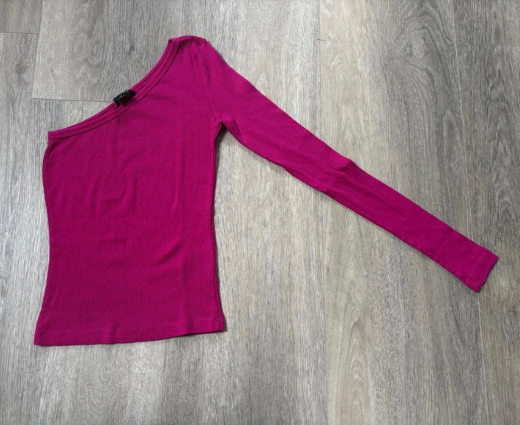One-shoulder top Monki - maat XS, Ophalen of Verzenden, Zo goed als nieuw, Lange mouw, Roze