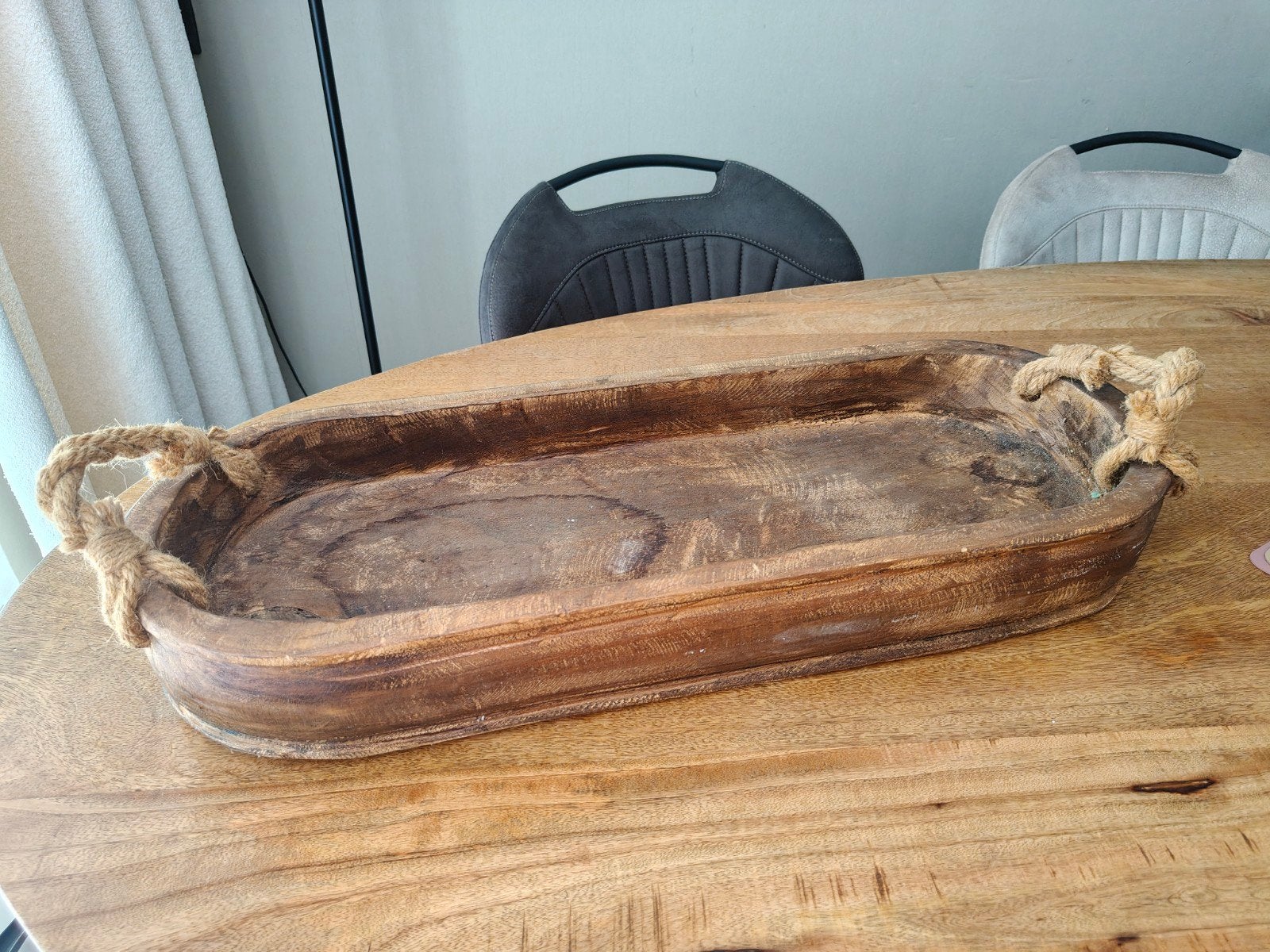 Ovale houten schaal/dienblad met touw handvatten, Gebruikt, Ophalen of Verzenden, Dienblad, Met handvatten