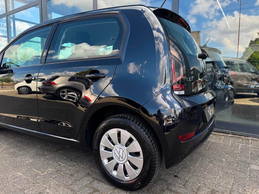 Volkswagen Up! 1.0, Gebruikt, 4 stoelen, Origineel Nederlands, Bedrijf