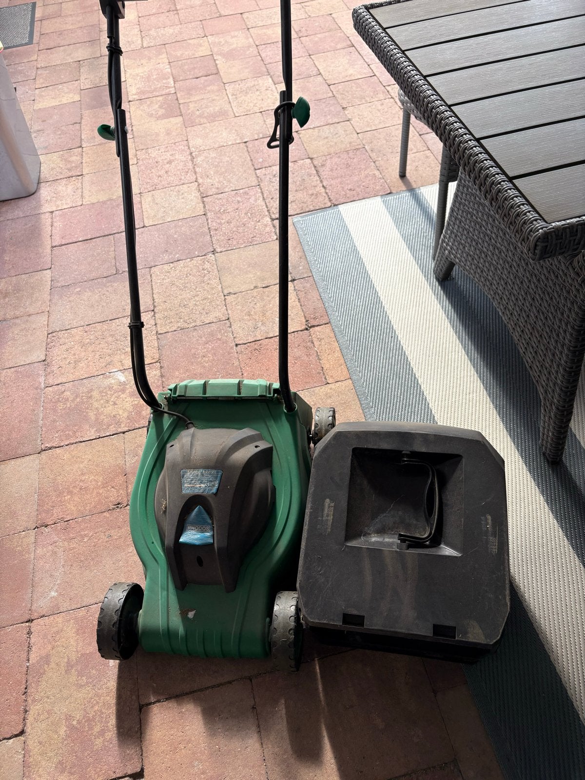 Elektrische grasmaaier met opvangbak - Rhodos, Ophalen, Cirkelmaaier, Gebruikt, Elektrische grasmaaier