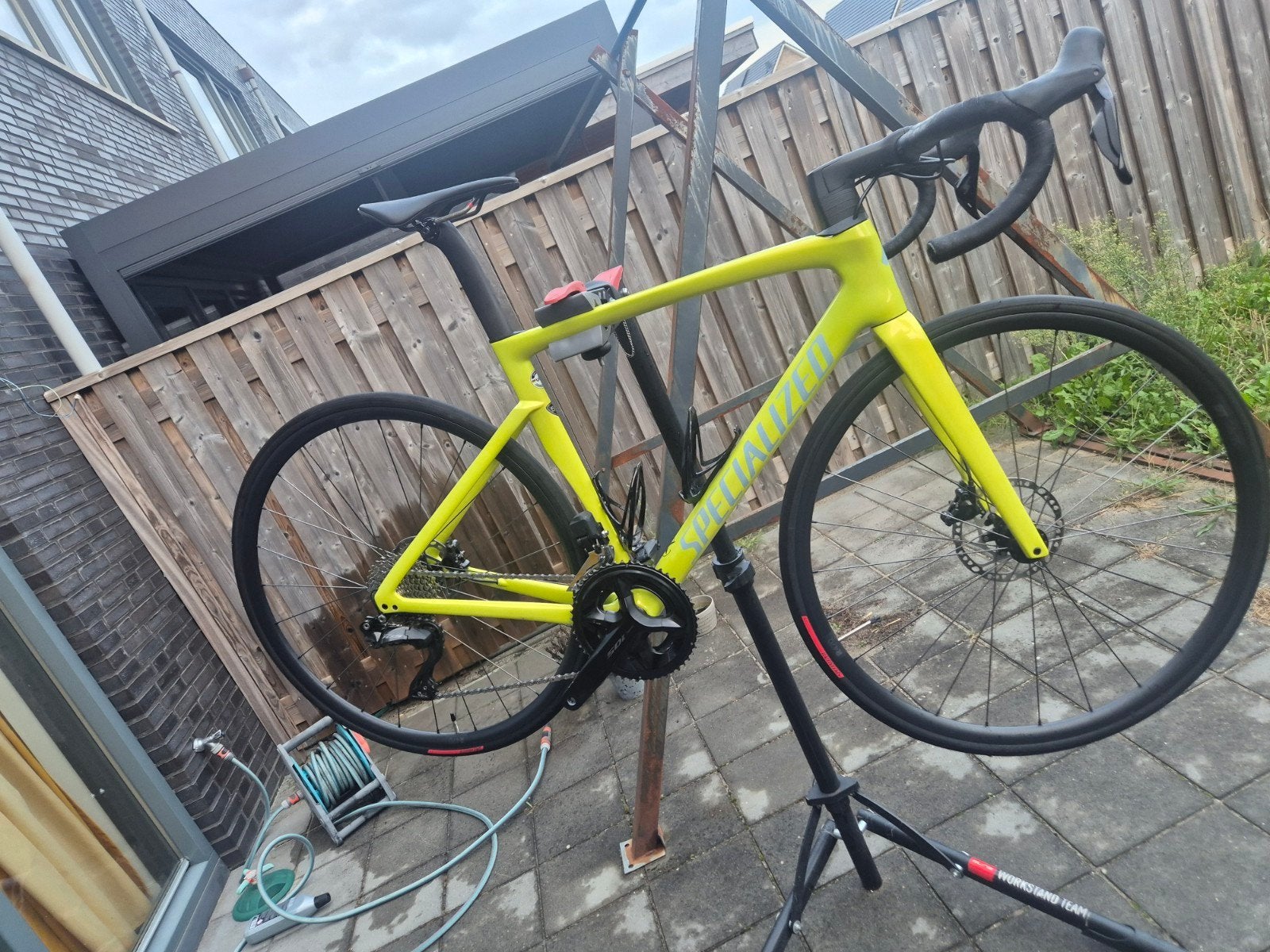2025 Tarmac SL7 Comp 54 105 Di2 12S Specialized, Fietsen en Brommers, Fietsen | Racefietsen, Carbon, Zo goed als nieuw, Meer dan 20 versnellingen