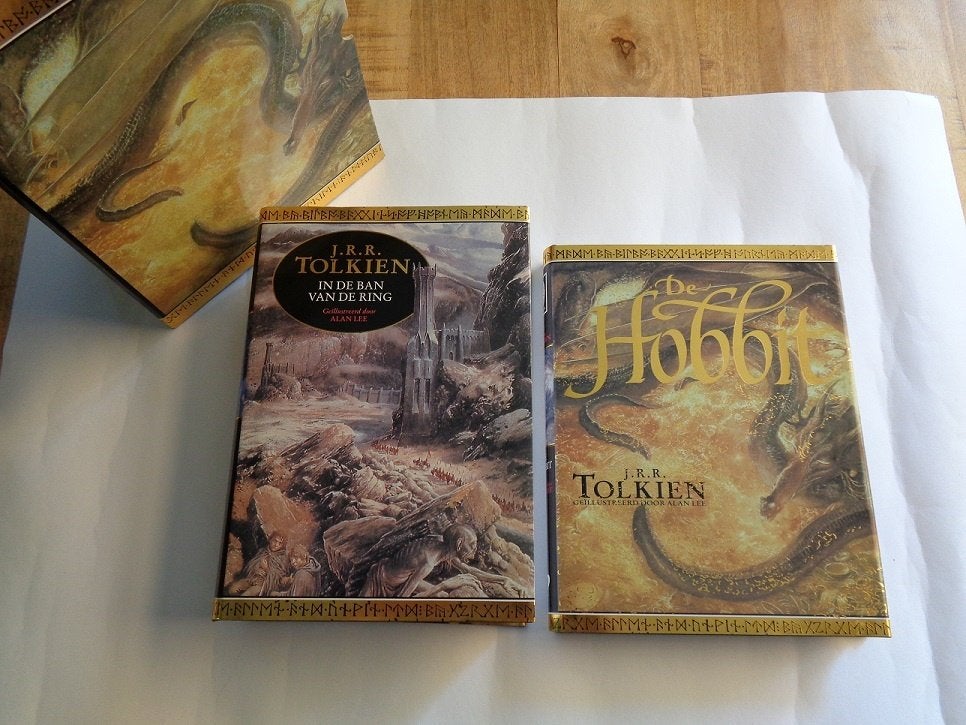 De Hobbit & In De Ban van de Ring (luxe, Hardcover, Tolkien), Boeken, Ophalen of Verzenden, Zo goed als nieuw, J.R.R. Tolkien