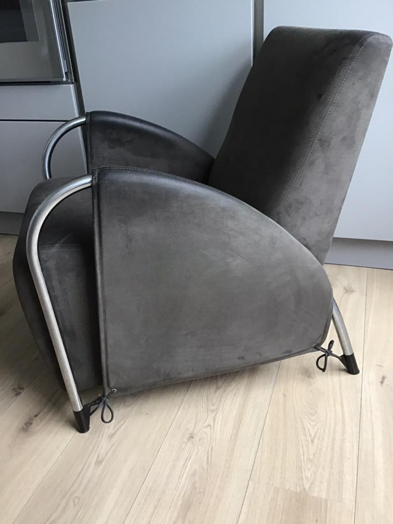 Gelderland 6020 antraciet Alcantara leren design fauteuil, Ophalen, Gebruikt, Gelderland, 6020, Jan des Bouvrie, Kvadrat, P-Glove.