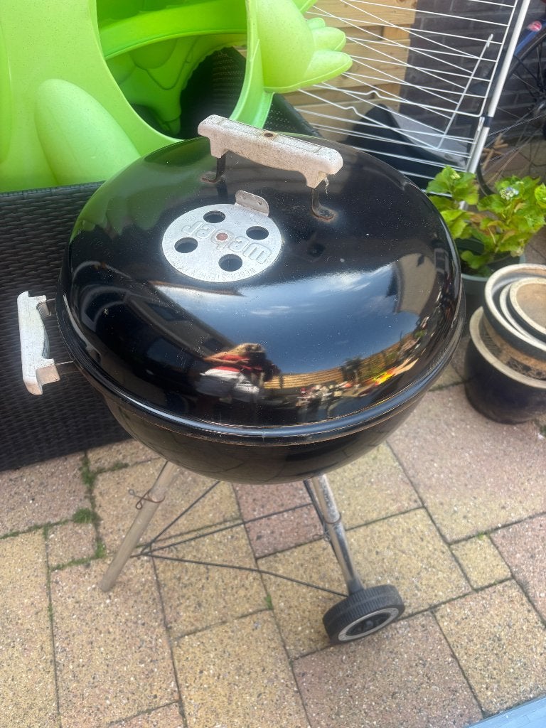 Weber BBQ, Tuin en Terras, Houtskoolbarbecues, Ophalen, Gebruikt, Weber, Met accessoires