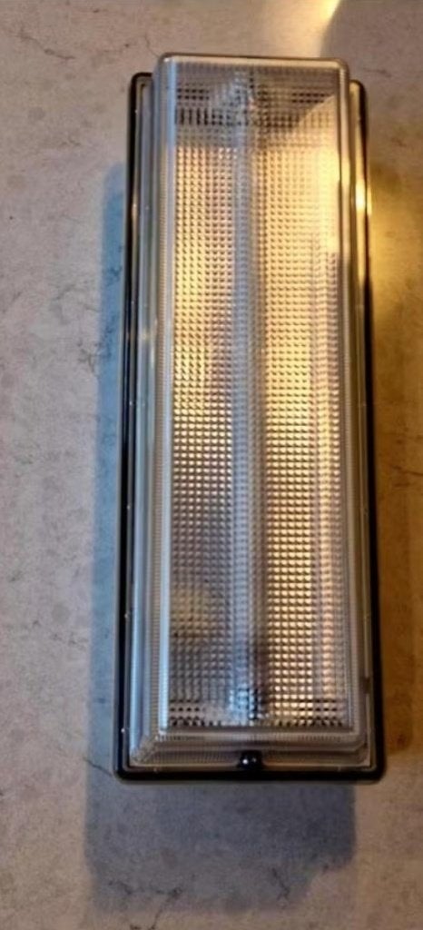Hogro buitenlamp / wand- en plafondarmatuur – beige/grijs, Kunststof, Gebruikt, Ophalen of Verzenden, Netvoeding