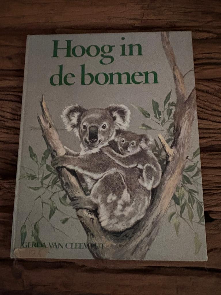 Vintage boek hoog in de bomen Gerda van Cleemput (Nostalgie), Ophalen of Verzenden