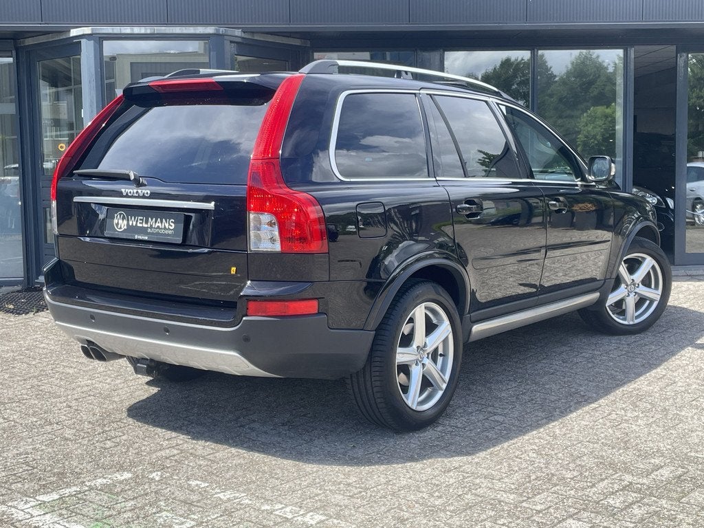 Volvo XC90 4.4 V8 Sport Youngtimer l Schuifdak l Trekhaak l, Auto's, Gebruikt, 2077 kg, 7 stoelen, Zwart