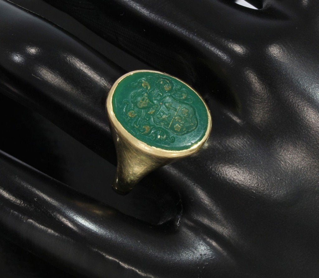 Familie wapen groene onxy zegel 14k gouden ring vintage luxe, Ophalen of Verzenden, Goud, Ring, Met edelsteen