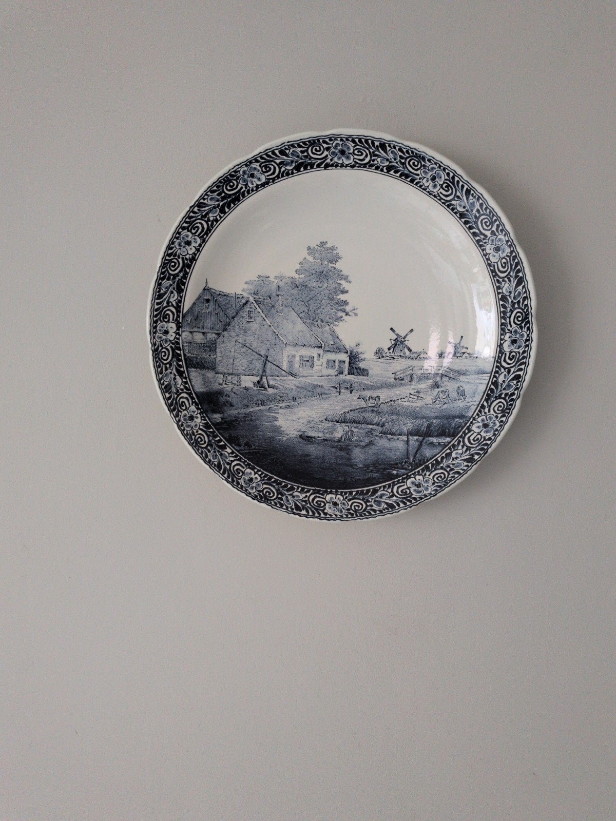 Vintage Royal Boch Delfts wandbord met Hollands landschap, Ophalen of Verzenden