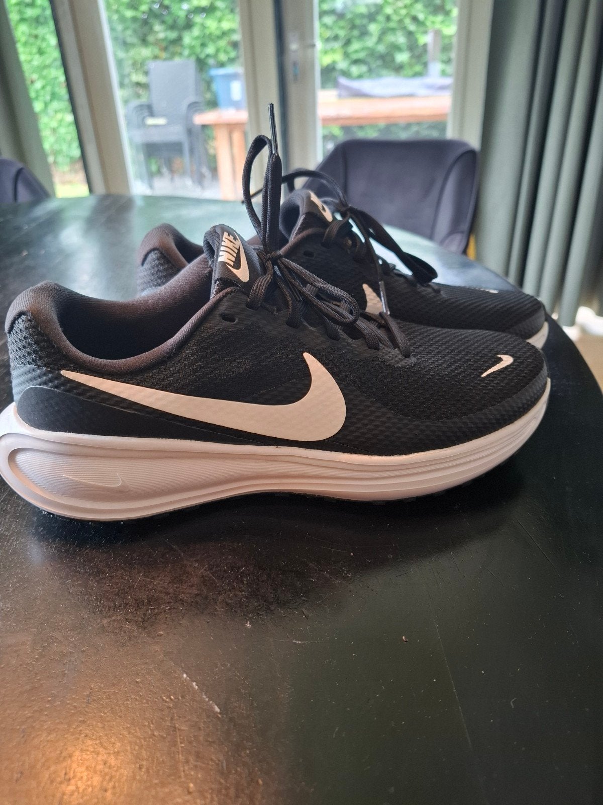 NIKE Revolution8 mt 40,5, Sport en Fitness, Loopsport en Atletiek, Ophalen of Verzenden, Nieuw, Hardloopschoenen, Nike