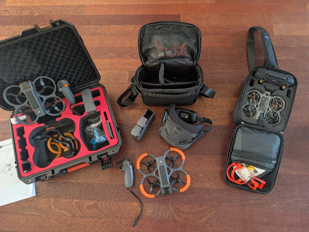 DJI Avata 2 (2x) + Neo 2 met RC2 en Goggles N3, Cameradrone, 5 tot 10 kilometer, Zo goed als nieuw, DJI